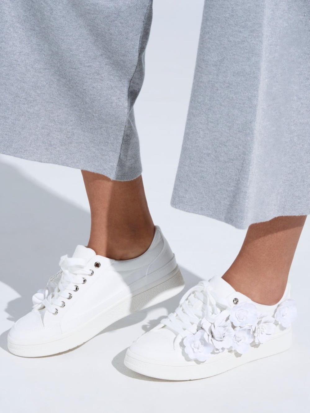 Women’s White Floral Lace-Up Sneakers